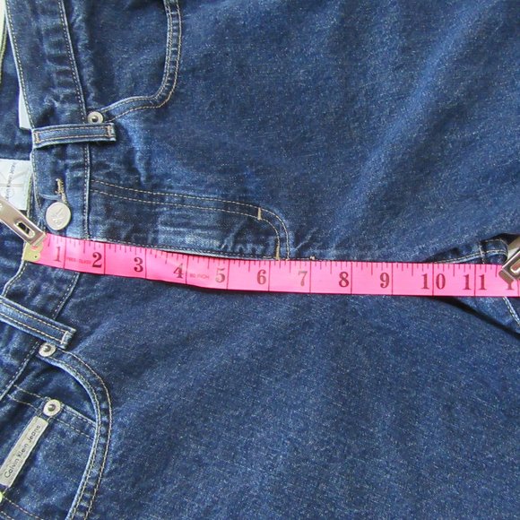 Longer Shorts size kids 14 Calvin Klein Jean - Picture 5 of 10